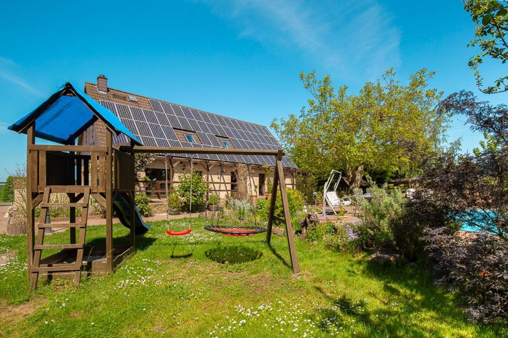 Ferienwohnung Am Walnussbaum Parchtitz Екстериор снимка