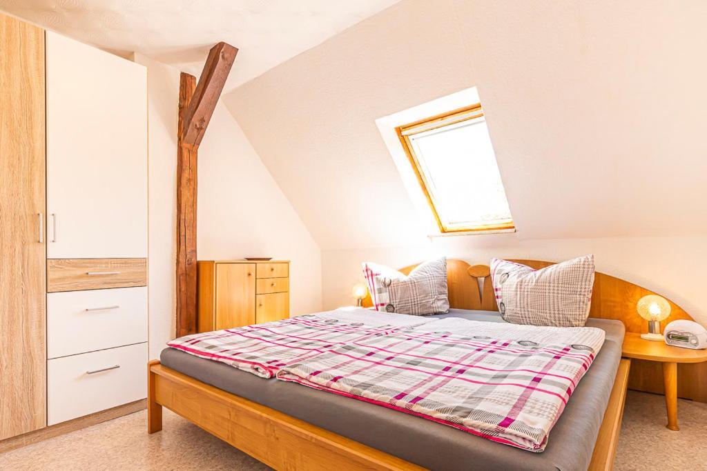 Ferienwohnung Am Walnussbaum Parchtitz Екстериор снимка