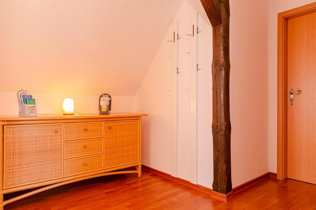 Ferienwohnung Am Walnussbaum Parchtitz Екстериор снимка